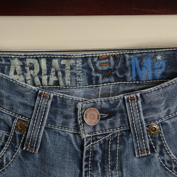 Ariat Men's light blue relaxed bootcut mid rise M2 blue Jeans 31 X 36 - Picture 3 of 7